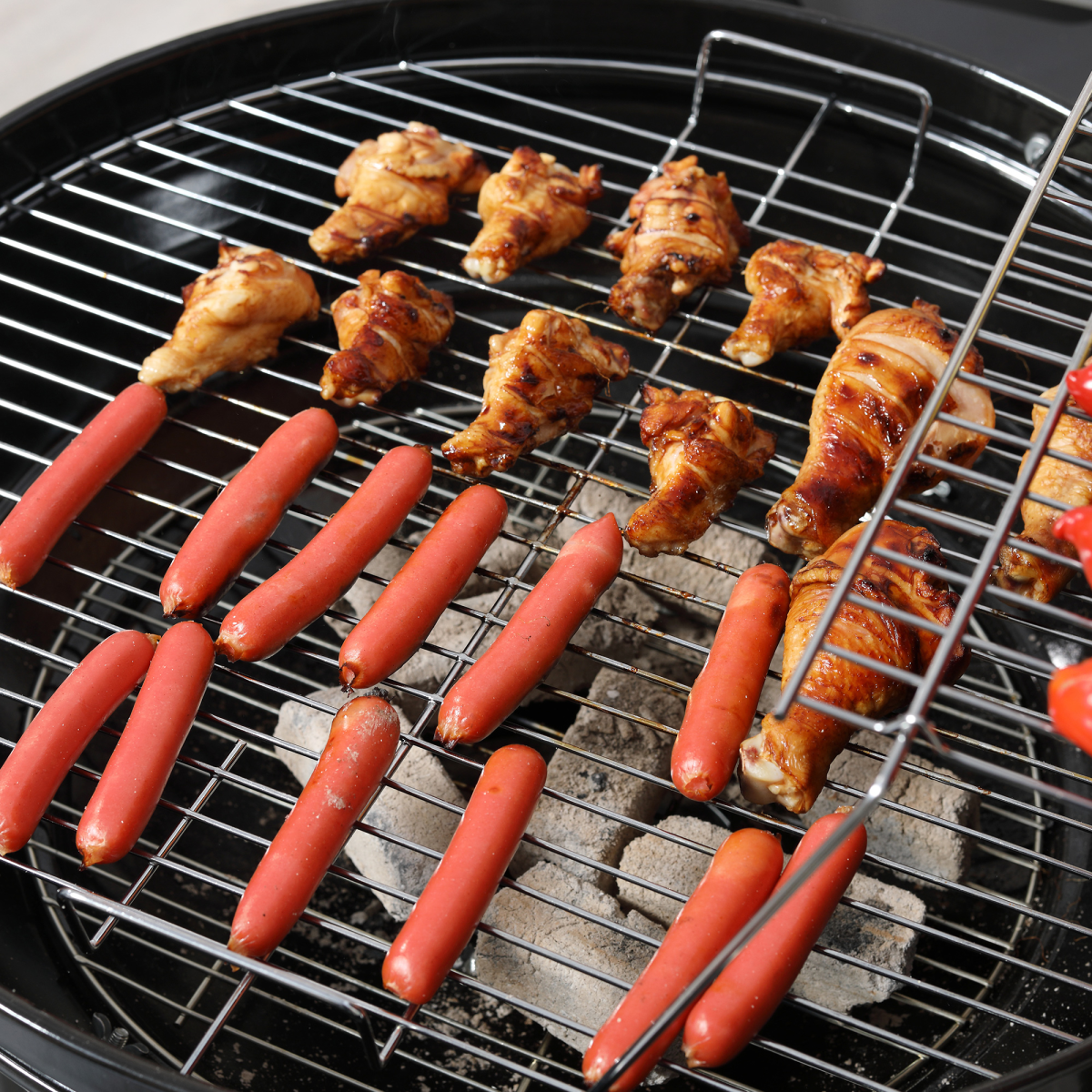 Garden Charcoal Trolley Barbecue Gril lW/Wheels-Black